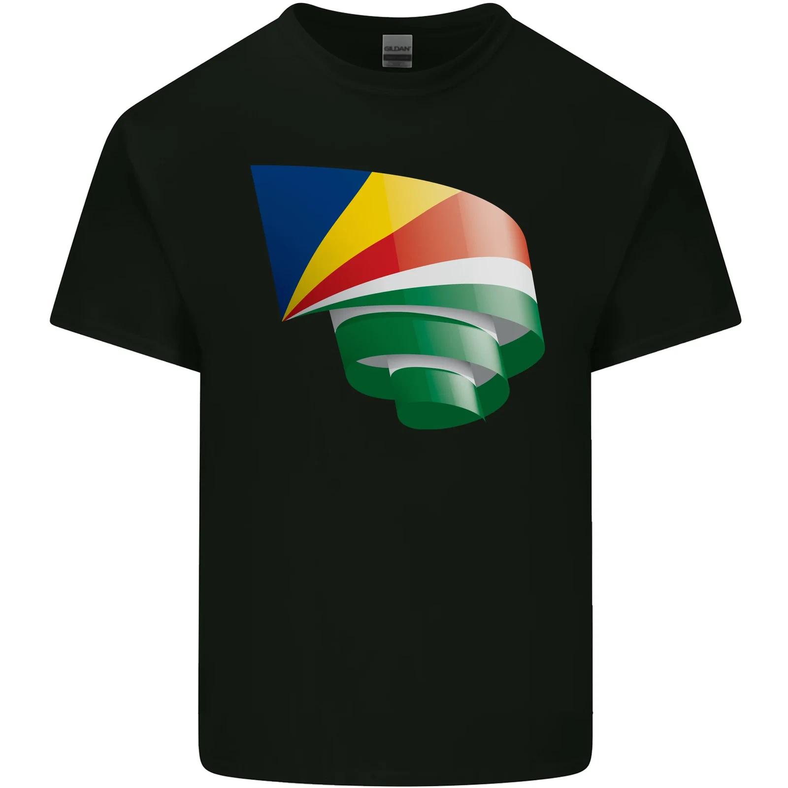 Curled Seychelles Flag Seychellois Day Football Kids T-Shirt Childrens M