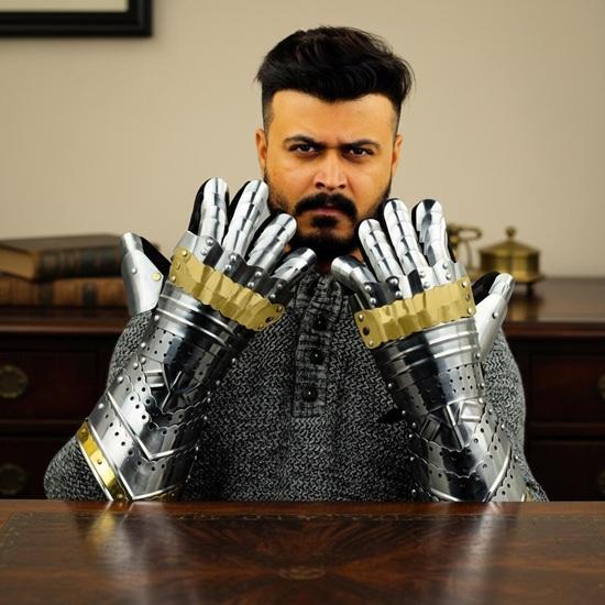 Medieval Warrior Steel Gothic Knight Style Warrior Functional Gloves Gauntlets Brass Accent Christmas Father’s Day Gift