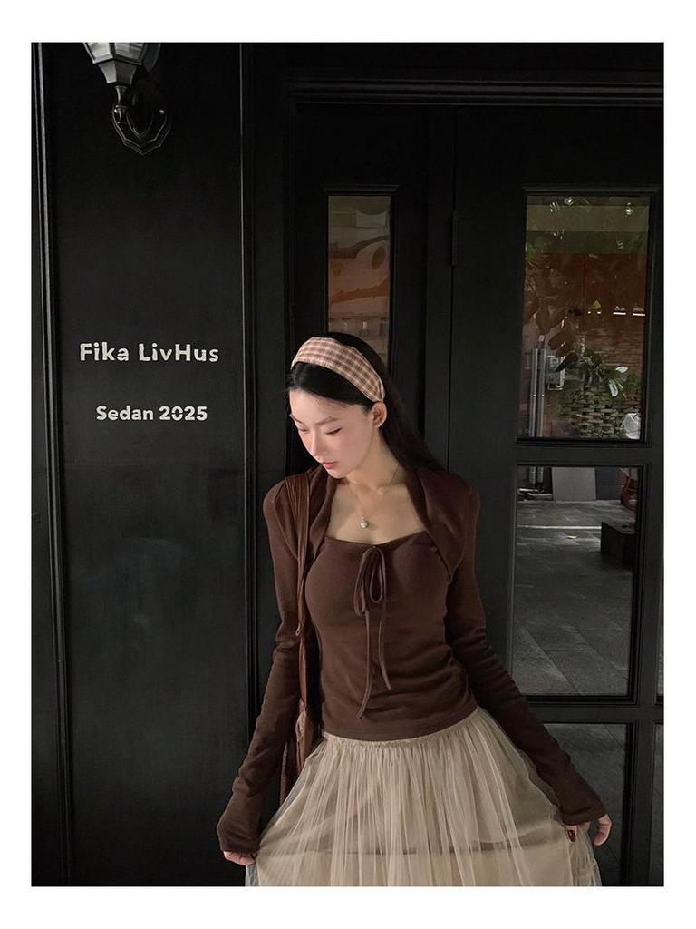 Women's Slim Fit Solid Color Long-Sleeve T-Shirt - Stylish Autumn Casual Top