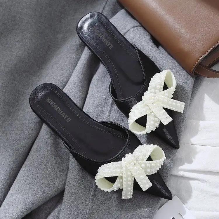 Fashion Women's Slippers and Ladies Sandals Pearl Flat Waterproof Casual Slides 2025 Trend Designer Luxury Small Size Stylish 39 Shoes
