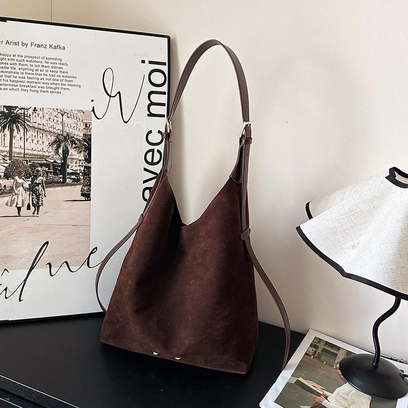 Retro Matte Armpit Bag, New Women's Large-capacity Work Commute Casual Tote Versatile Shoulder Bag
