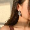 Retro Teardrop Punk Style Earrings - European & American Niche Design, Smooth Surface Dangles with Stud Backing
