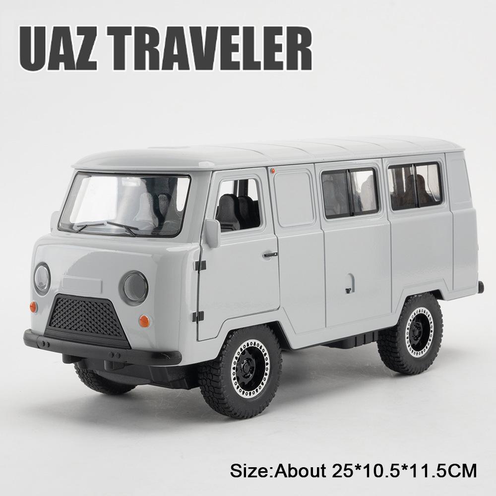 1:18 Russia Uaz Travelers Hunter Miniature Car Diecast Model Alloy Toy Sound Light Pull Back Doors Opened Models Children's Gift
