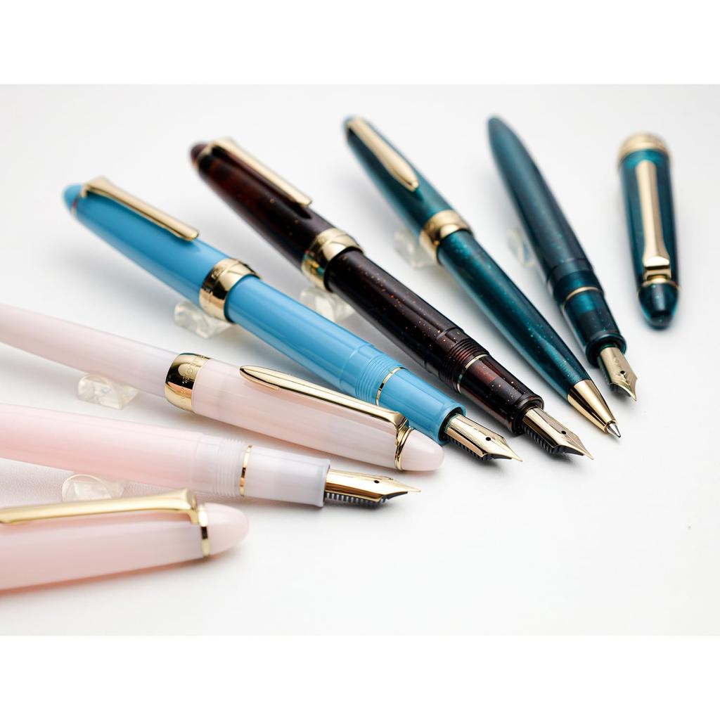 Sailor fountain pen Ballpoint Pen SHIKIORI Four Seasons Playing In the Grass Snow Rabbit Oil-Based 16-0357-204