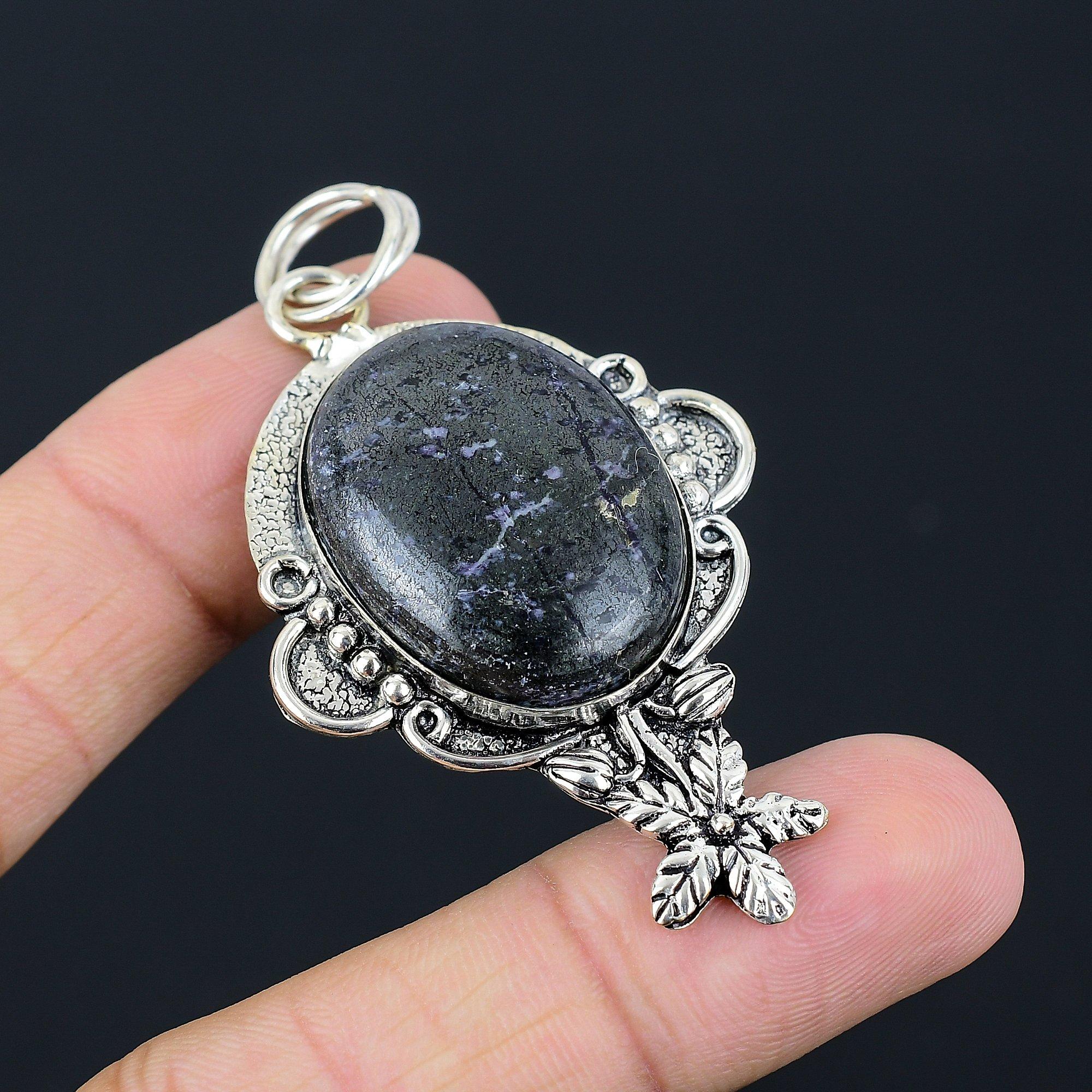 Kemmererite Stone 925 Sterling Silver Flower Birthday Wife Anniversary Pendant