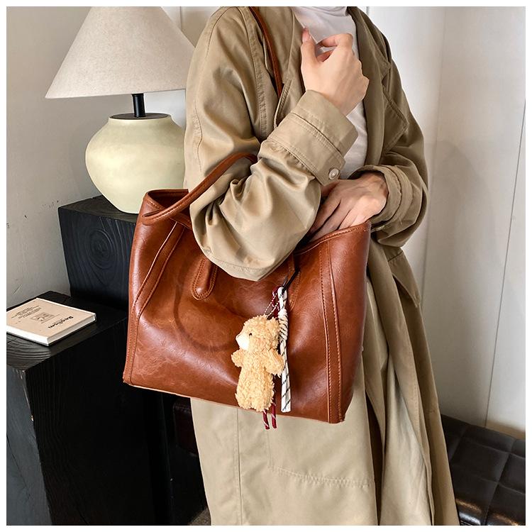 Large Capacity Minimalist Tote Bag for Women Soft Faux Leather Shoulder Handbag