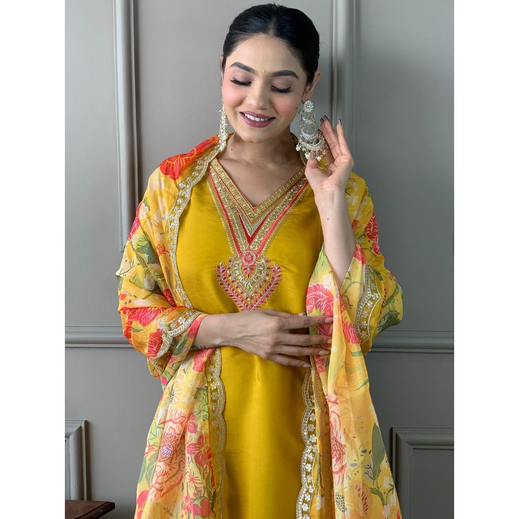 Women Bollywood Chanderi Kurti Indian Designer Top Tunic Kurta Pant Dupatta Set SC-2289