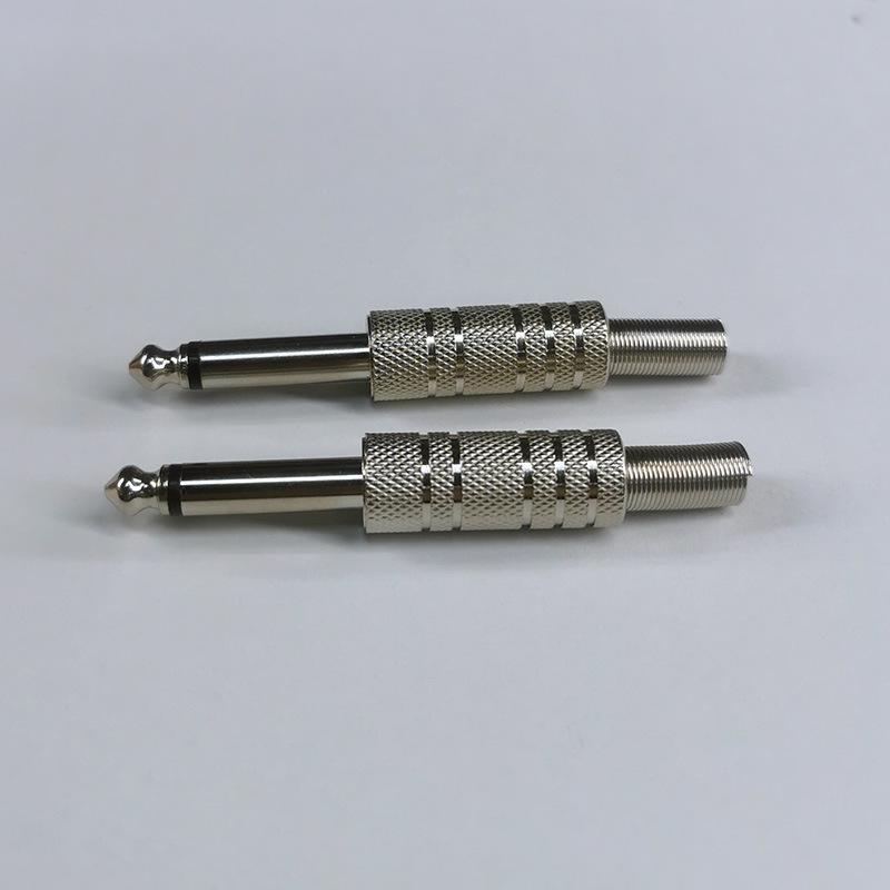 6.5mm to 3.5mm Microphone Audio Adapter Cable for Keyboards, Pianos, and Guitars
