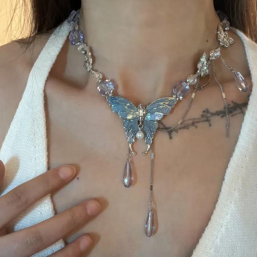 Retro Spicy Girl Butterfly Punk Leather Choker Necklace