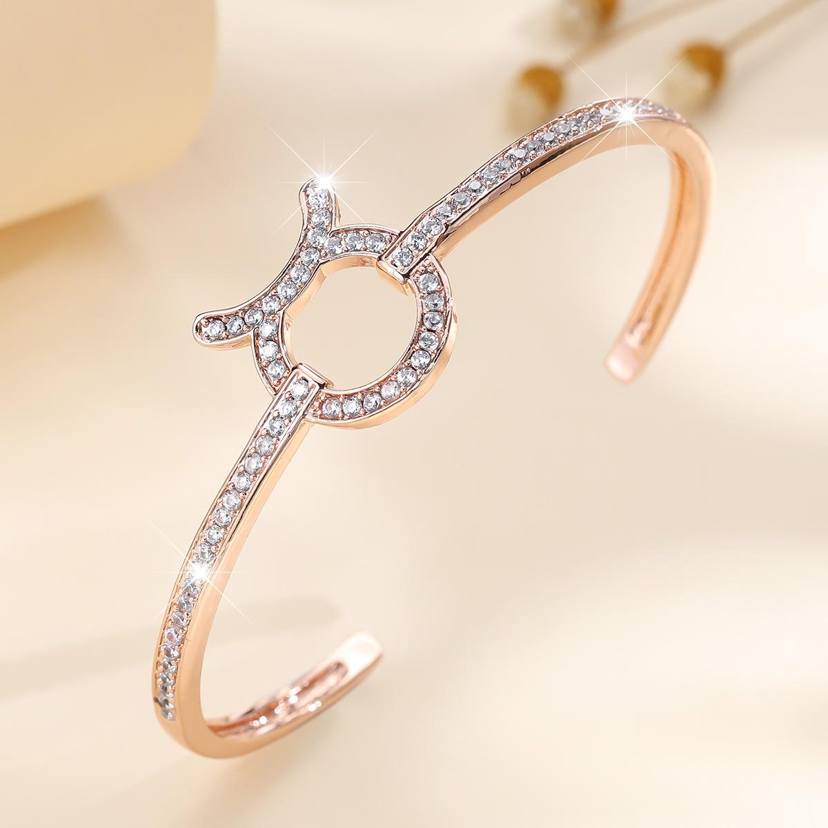 Korean Style Exquisite and Trendy Zircon-studded Women s Versatile Niche Women s Bracelet Bracelet 17CM