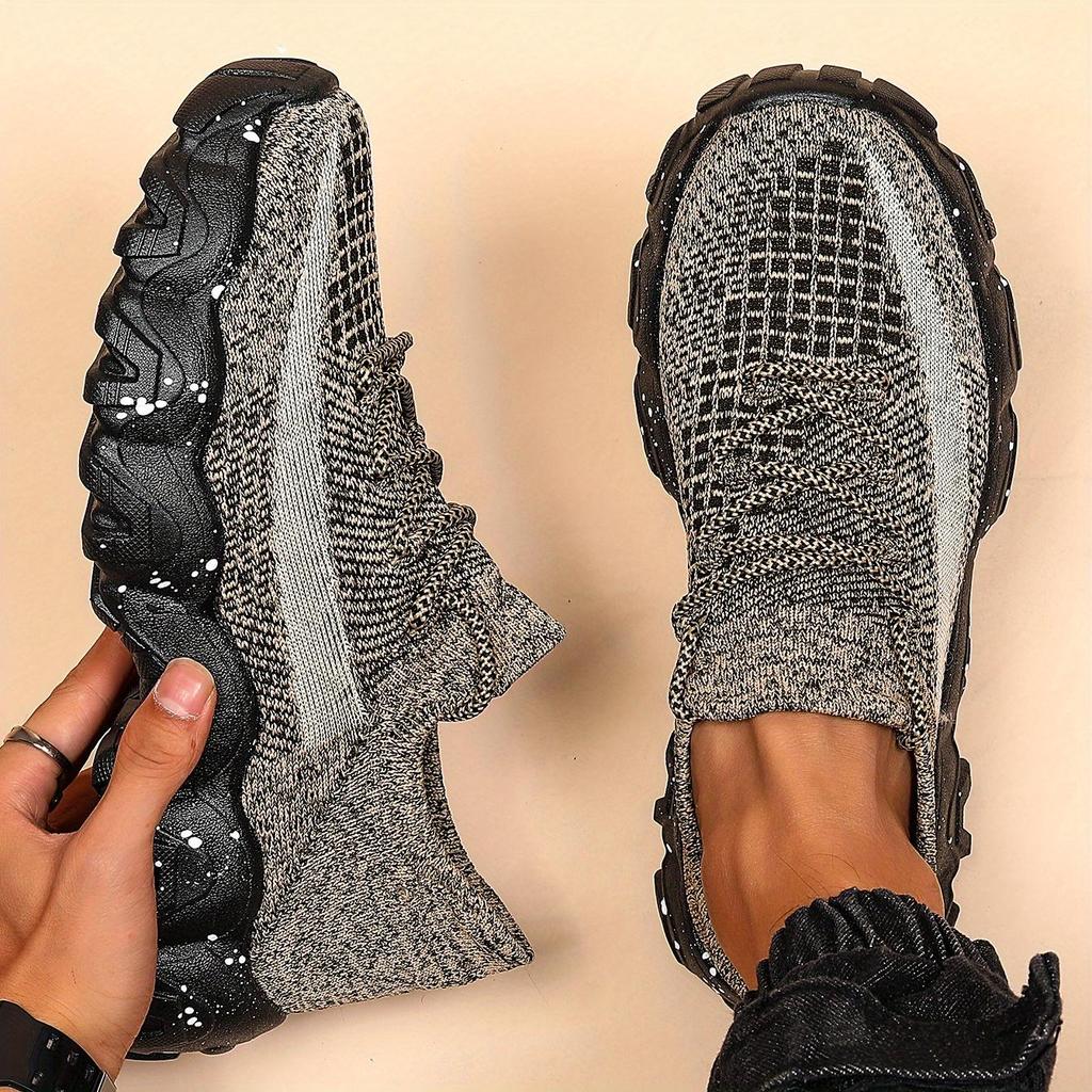Men'S Casual Sneakers  Breathable Knit Upper Geometric Pattern Lace-Up Closure Durable Rubber Sole Comfortable Fabric Lining for Spring Sports