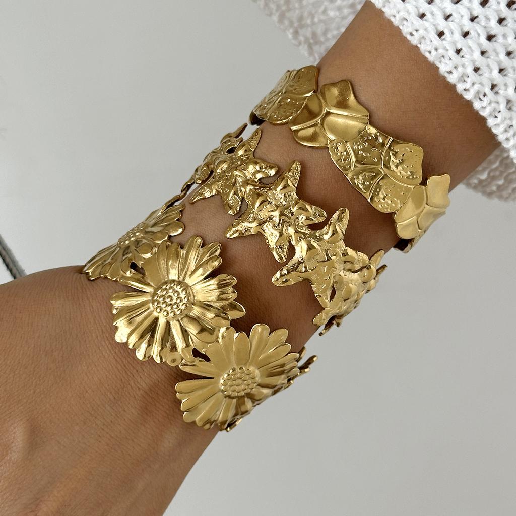 Vintage Stainless Steel Wide Cuff Bangle for Women Gold Color Starfish Flower Heart Open Chunky Exaggerated Bracelet Jewelry
