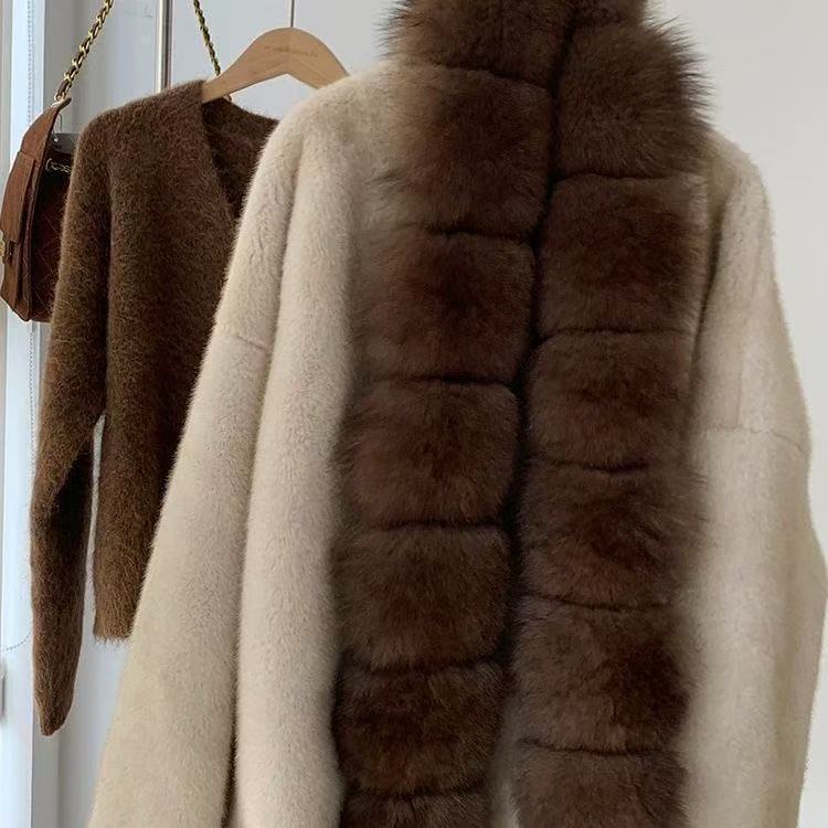 Faux Fox Fur Scarf for Women - Long Stylish and Elegant Shawl - Eco-friendly Neck Warmer for Winter Women's Scarves