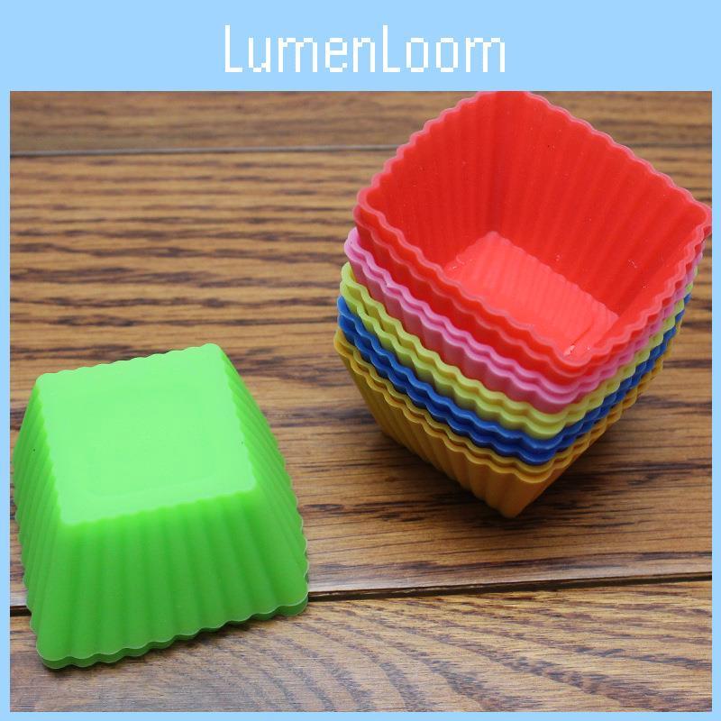 Lebendige und langlebige Silikon-Quadrat-Muffin-Förmchen für lustige Backabenteuer