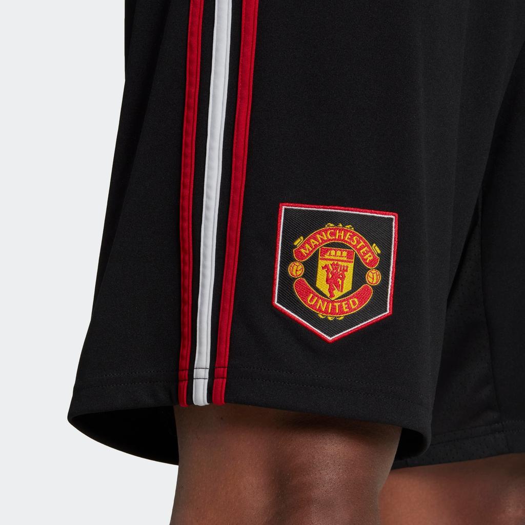 Adidas მანჩესტერ იუნაიტედის საფეხბურთო სპორტული ზოლიანი შორტები მამაკაცის ქვედაბოლო შავი H13882
