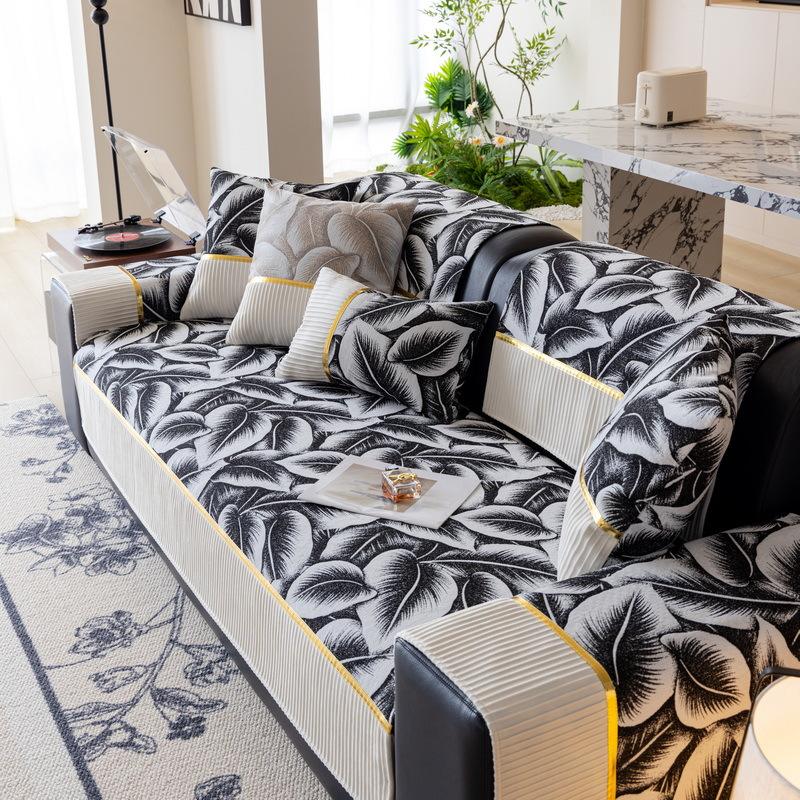 

1PC Chenille Leaf Pattern Sofa Cover Non-Slip Durable Sofa Pad Mat Four Seasons Universal Sofa Slipcovers for Living Room A 70x70cm 1pc