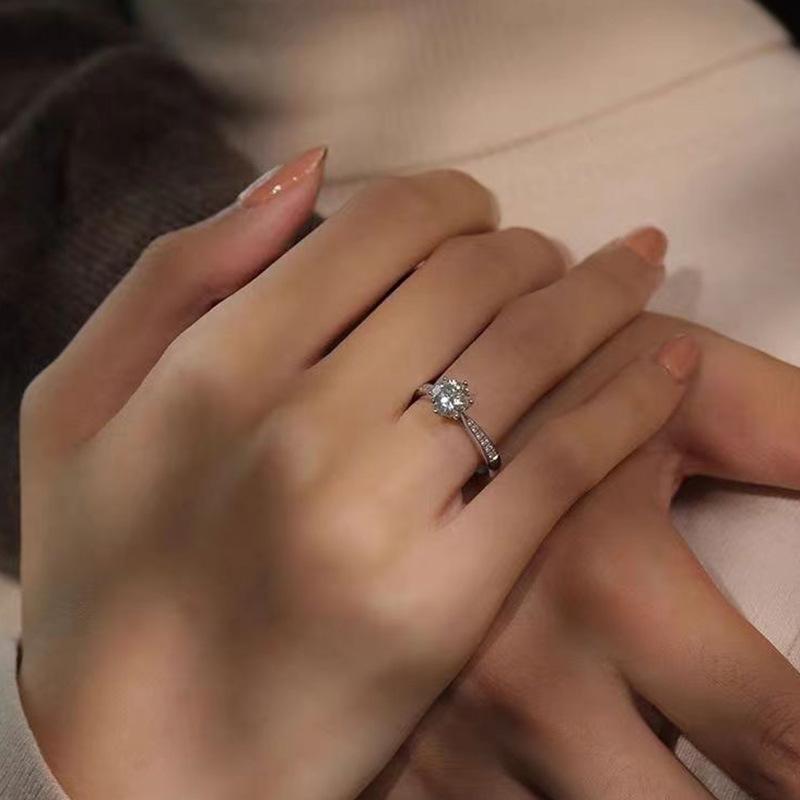 

Кольцо из стерлингового серебра 925 пробы с муассанитом, шестью когтями, классическое, подарок на День святого Валентина, модное, женское, 1 каратное кольцо opening adjustable