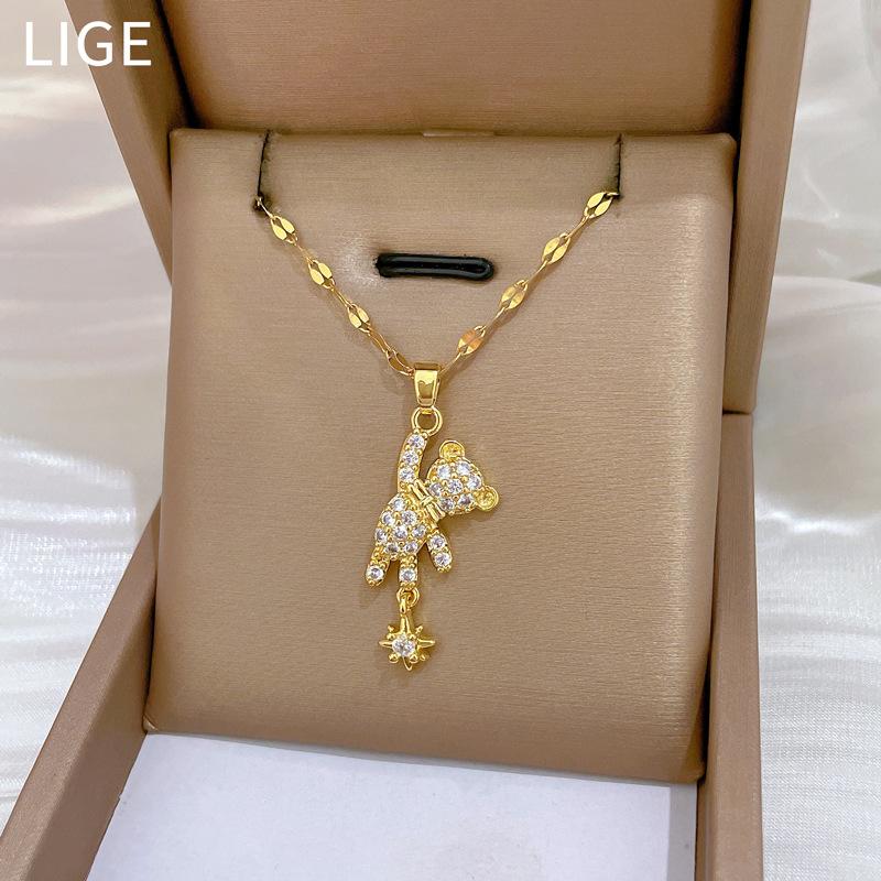 Star Bear Full Diamond Light Luxury Temperament Gorgeous Full Diamond Necklace Female Versatile Collarbone Chain Titanium Steel Chain