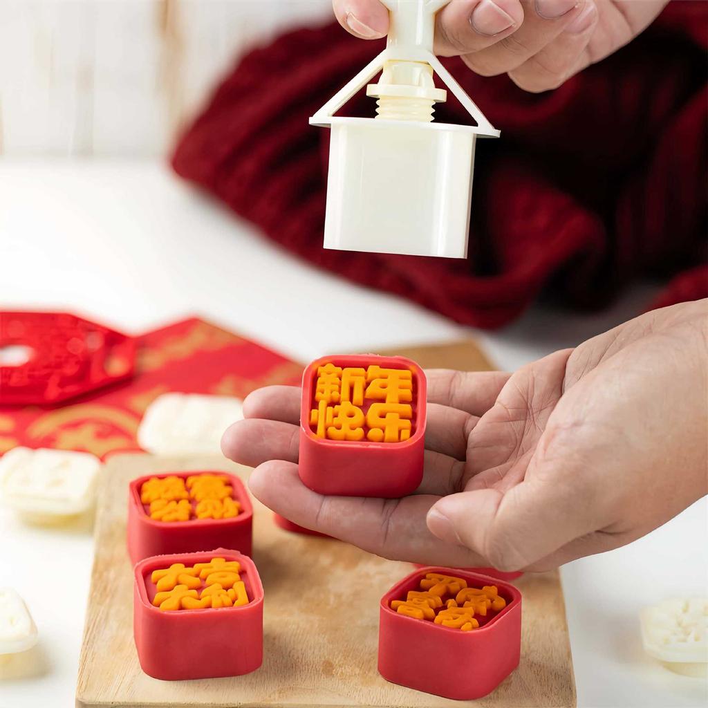 Hand Press Pastry Tool with 6 Patterns Flexible Mooncake Mold Set for Creating Beautiful Mid Autumn Festival Pastries