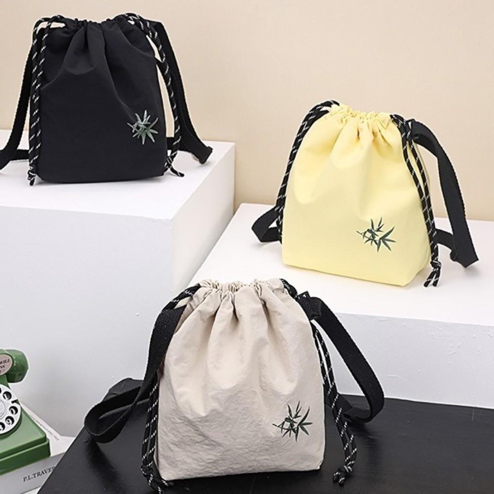 Lightweight Nylon Bucket Bag Large Capacity Crossbody Bag Simple Drawstring Shoulder Bag  Daily