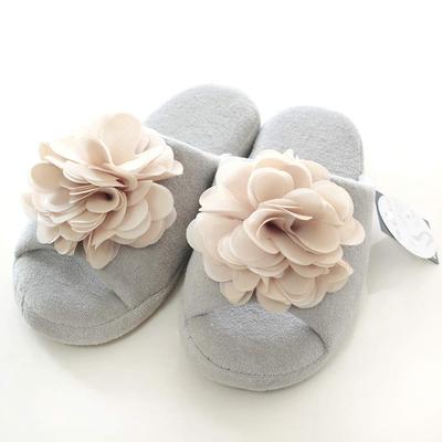Comfort Room Shoes Size M Slippers, (gray),