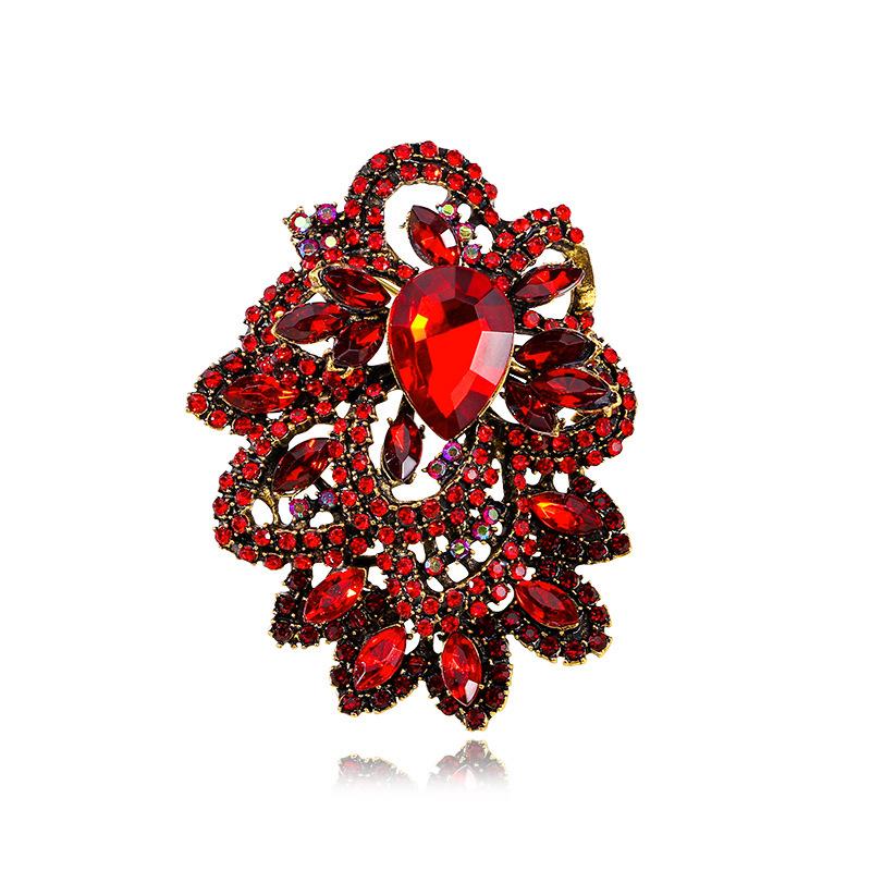 Retro Style Crystal Brooch Women's Atmospheric Corsage Coat Suit Anti-light Pin Diamond Accessories