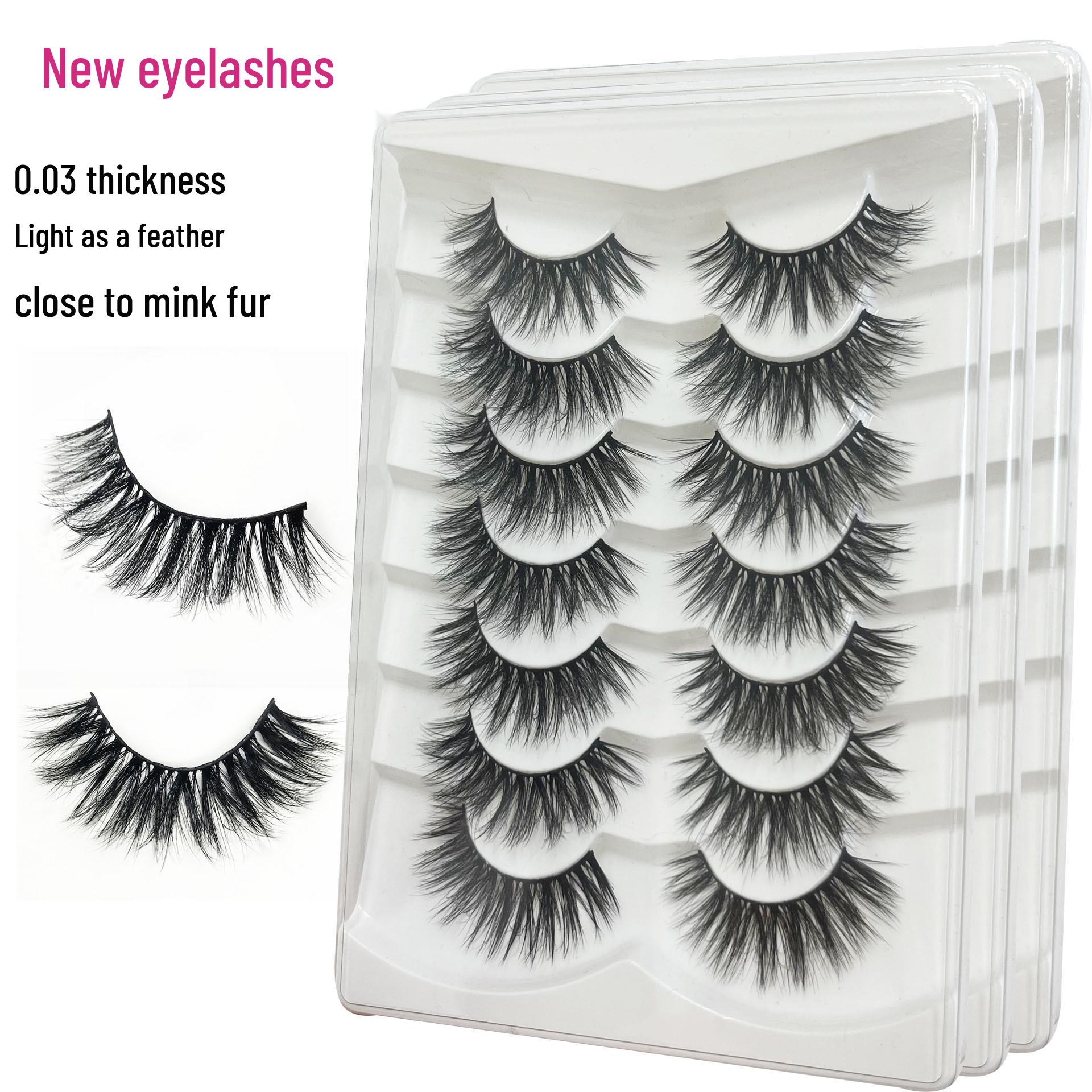 

Soft, Lightweight, Non-Prickly 0.03 Mink Multi-Layer Voluminous Eyelashes - 7 Pairs