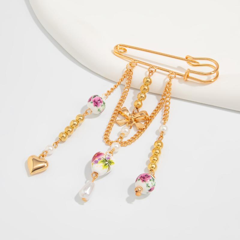 Fashionable Bow Love Heart Pendant Tassel Metal Chain Pearl Brooch Pin Sweater Collar Clip Brooch Jewelry
