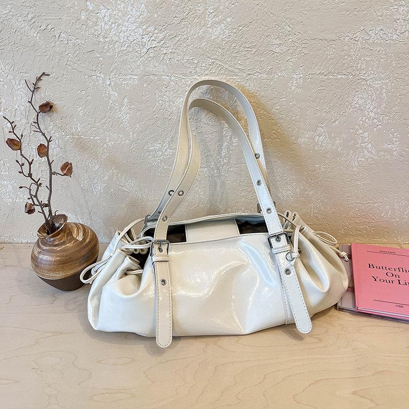Pink PU Shoulder Bag For Women Trendy Large Capacity Commuter Tote Bags Simple Casual Motorcycle Style Traveling Handbags
