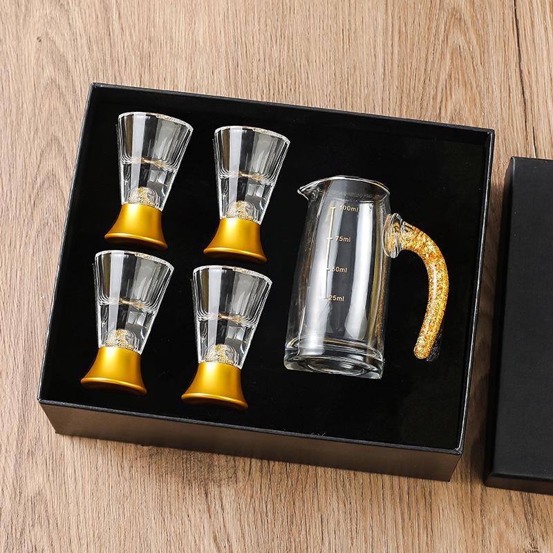 Household light luxury Baijiu cup gold foil wine dispenser spirit cup gift box set crystal cup shelf wholesale