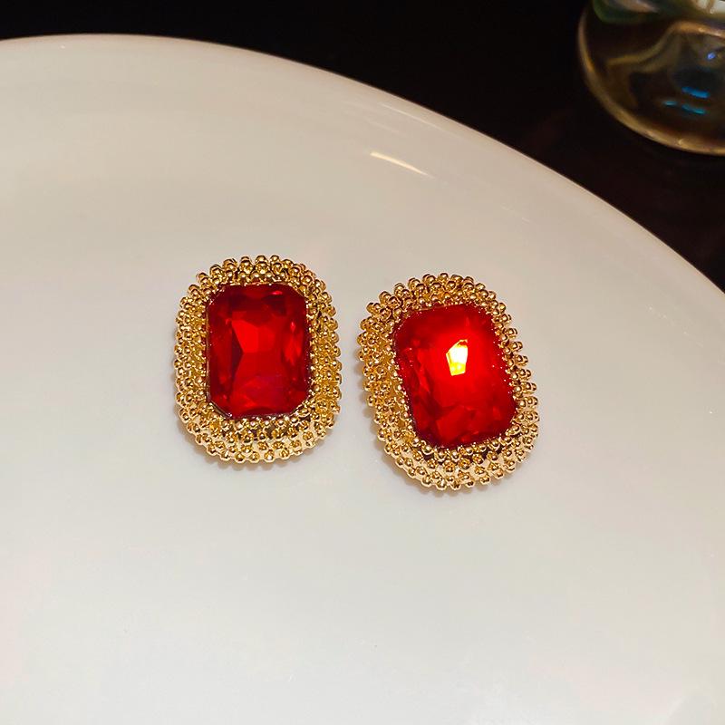 Red Bow Coin Purse Earrings: Silver Needle Retro Snake Lock Studs, New Year High-End Ear Jewelry.