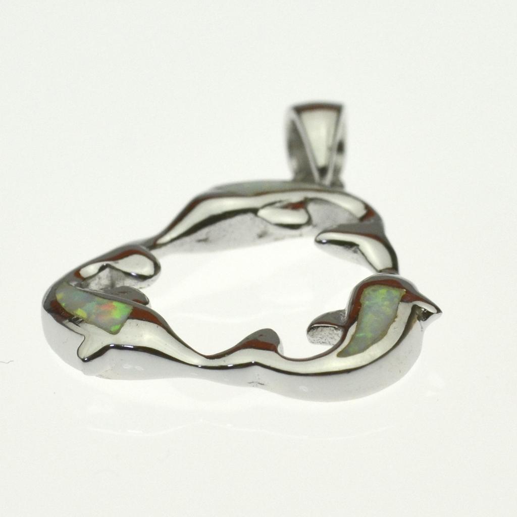 BreezyIsland Sterling Silver 925 Pendant [Triple Dolphin] A motif that brings happiness from the sea
