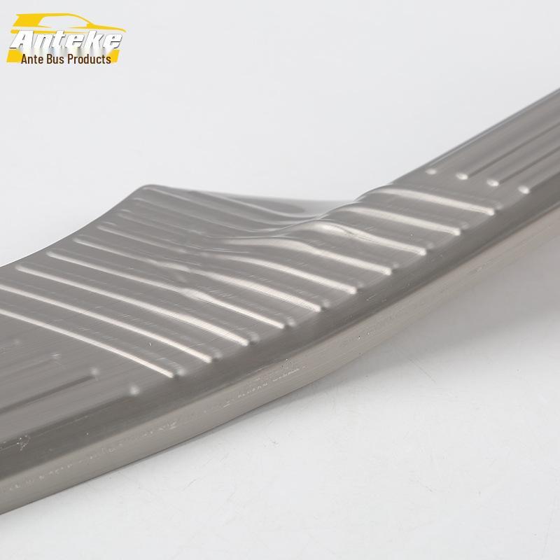17 5 Series Bumper & Trunk Sill Anti-Scratch Scuff Plate
