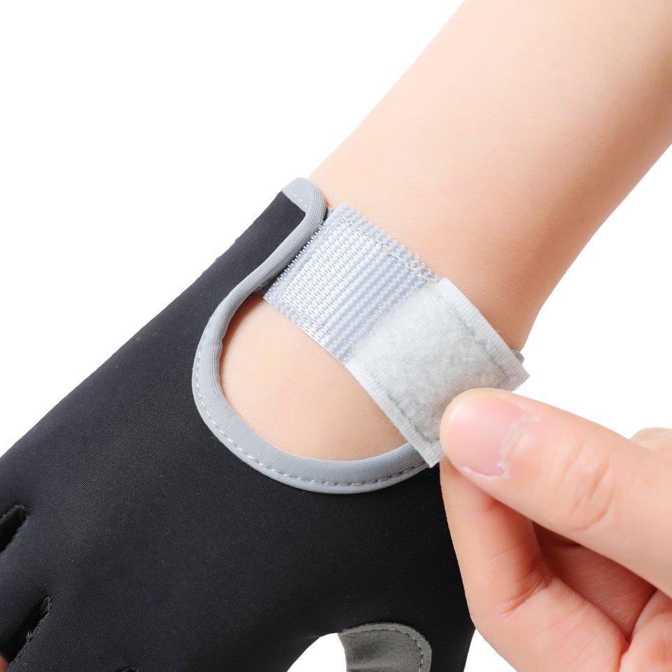 Non-slip Wear-resistant Half-finger Gym & Cycling Gloves