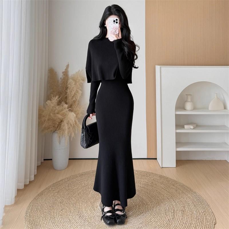 

Women s Elegant Retro Knit Fishtail Dress & Shawl Set - Ribbed V-neck Wool Two-piece for Autumn/Winter Small