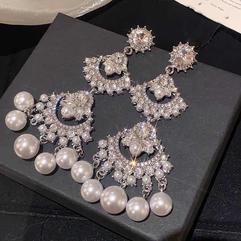 Orecchini Vintage a Forma di Pera con Perle e Intarsi di Diamanti - Stile Retrò, Lusso Leggero, Design di Alta Gamma