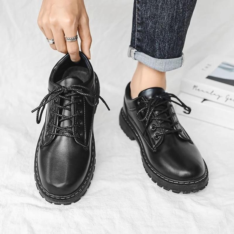 Niskie sznurowane lekkie męskie skórzane buty z okrągłym noskiem Eleganckie ze skóry bydlęcej Nowość Wysoka jakość Projektant mody Męskie buty codzienne