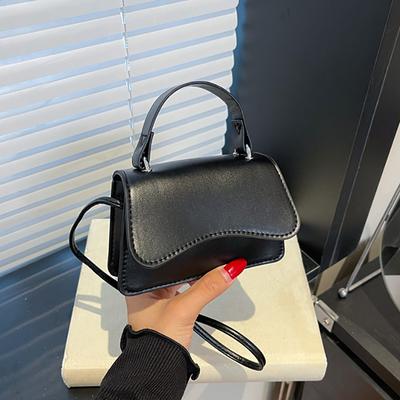 Fashion Women's New Flip Small Handbag Solid Color Shoulder Bag Minimalist Womens Crossbody Bag Soft PU Leather Small Square Bag