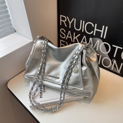 Large-capacity Bag Women's New Simple and Versatile Chain Shoulder Messenger Bag Fashionable Texture Commuter Tote Bag