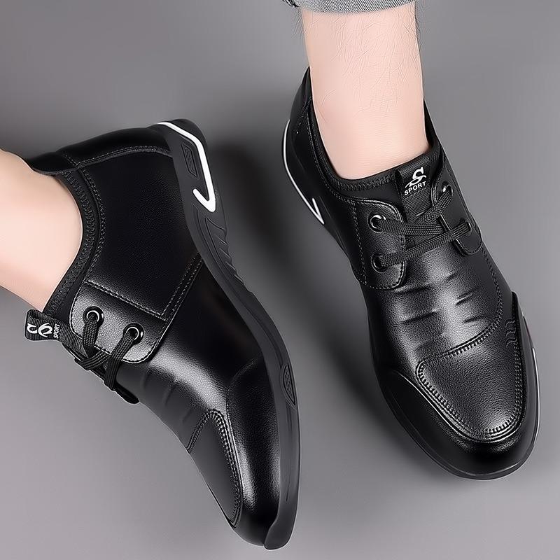 Men's sports and leisure leather shoes, green tide shoes, soft sole heightening cowhide men's shoes, four-season leather shoes