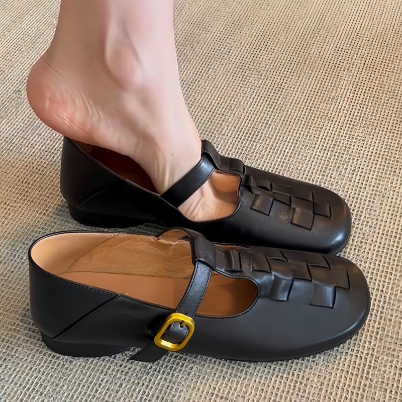 Mary Jane Women Shoes 2025 Spring New Casual Flat Loafers Retro Leather Buckle Strap Simple Style Women Shoes Comfy Flat