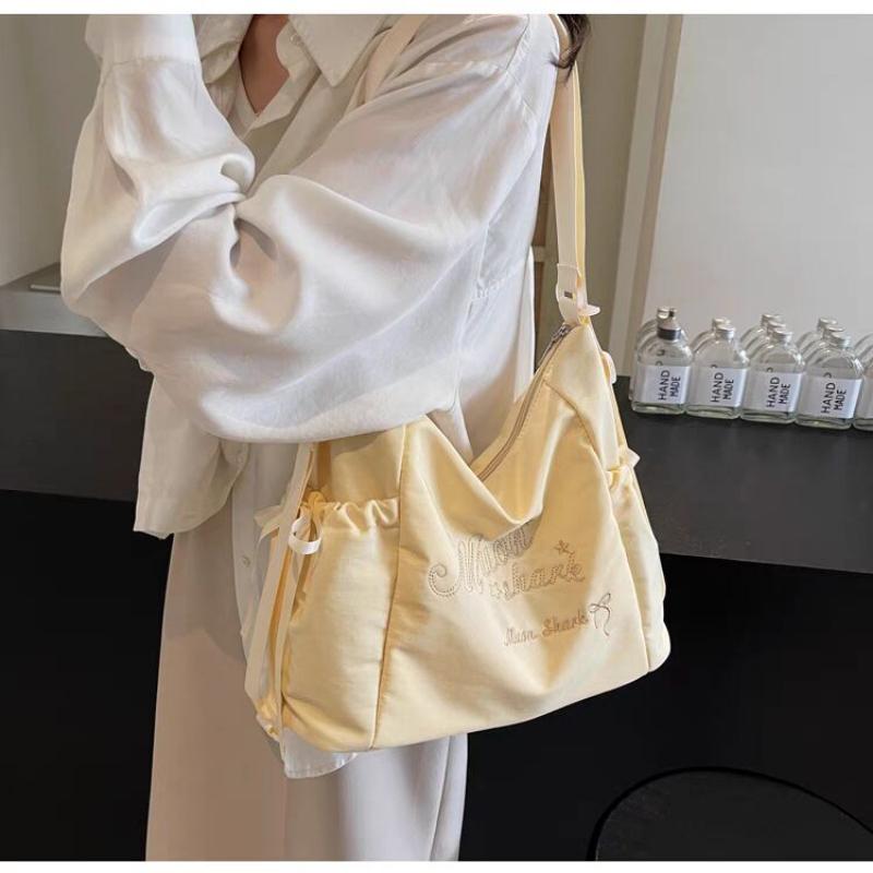 New Chinese style women's embroidered letter non-woven zipper crossbody bag  small  fresh  versatile  light  shoulder bag