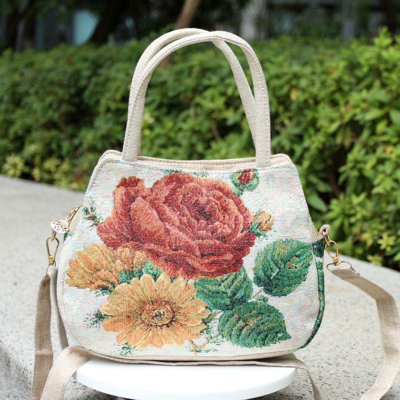 Ethnic Style Handbag Women Shoulder Bag Vintage Zipper Floral Embroidered Travel Pouch Cotton Mobile Phone Bag Crossbody Bag