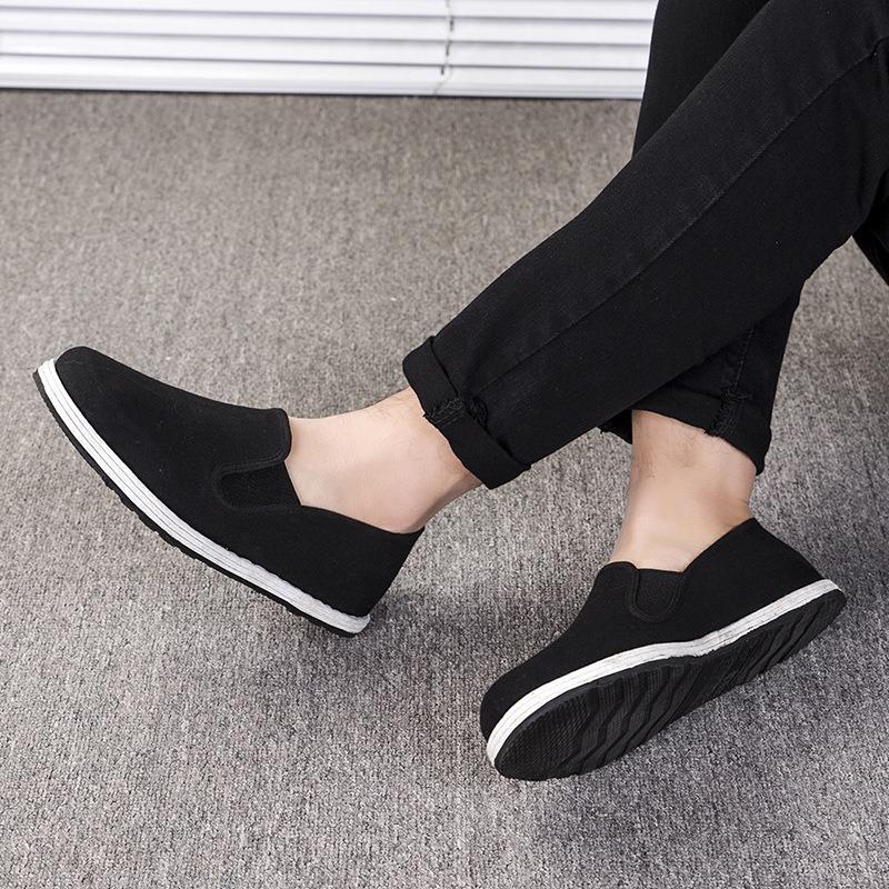 Old Beijing cloth shoes men's dad lasagna work shoes casual middle-aged men's black cloth shoes in spring and autumn