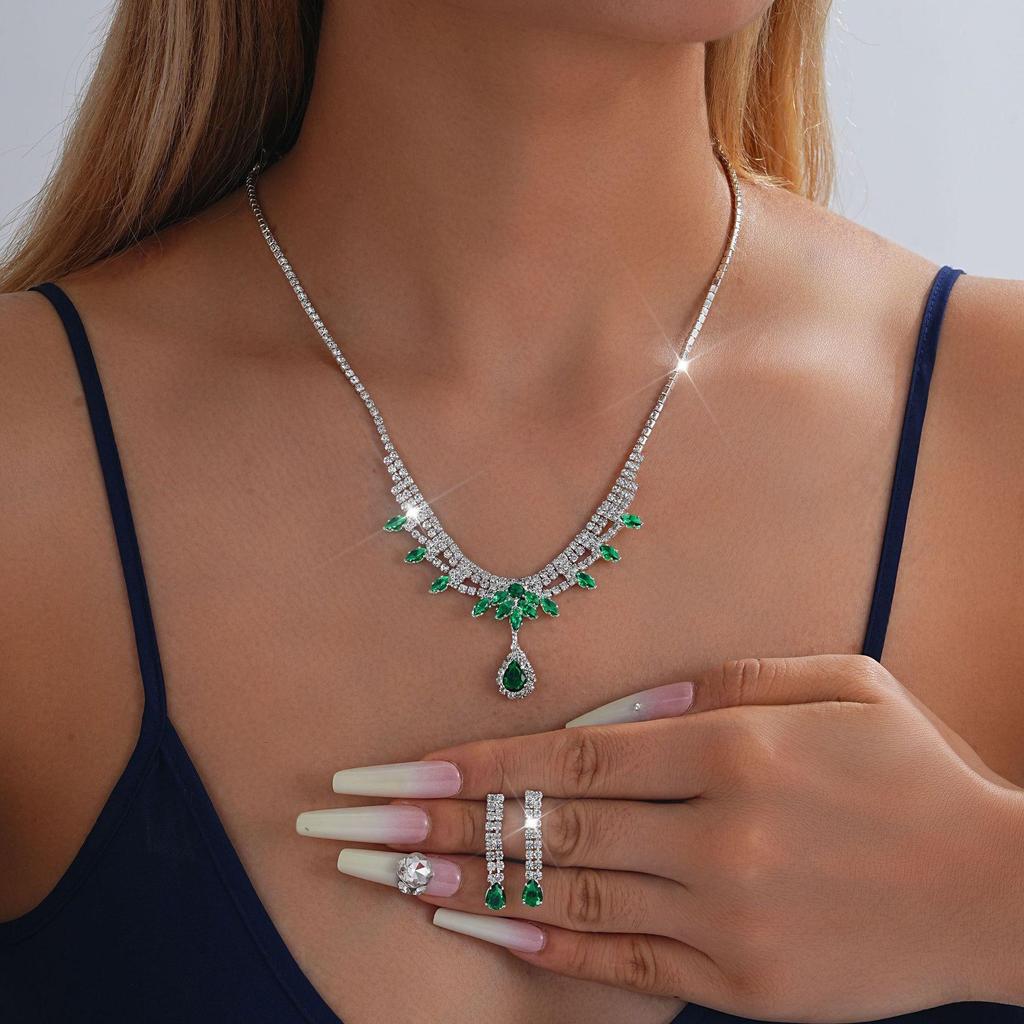 European-American Rhinestone Teardrop Necklace & Earring Set: Korean-Style Bridal Temperament Collarbone Chain Jewelry for Women