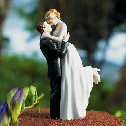 Topper divertenti per torta nuziale Bambole Romantici Sposi Figure Stand Topper Decorazioni Forniture Sposarsi Statuetta in Resina