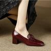 Mode 2025 Neue Schuhe für Damen Slipper Damenschuhe Klobige Absätze Luxusleder Lässig mit Mittlerer Quadratischer Zehenpartie Blockabsatz Rot im Angebot