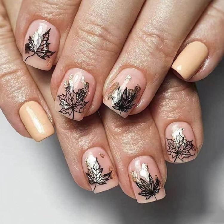 

24pcs Maple Glitters Design Press On Nail Accents Plastic Artificial Nail For Women Daily Event Special Occasion 1