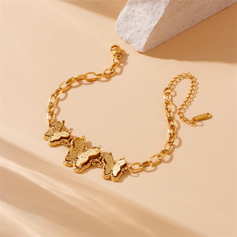 Gold Plated Butterfly Charm Bracelet, Dainty Paperclip Chain with Enamel Butterfly Pendants, Cute Fashion Jewelry for Women Gift