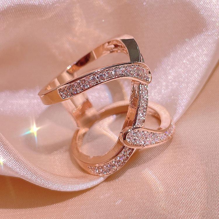 European and N Fashion Geometric Lines Plated Rose Gold Micro Set Zircon Chain Ring Trend Ring Girl